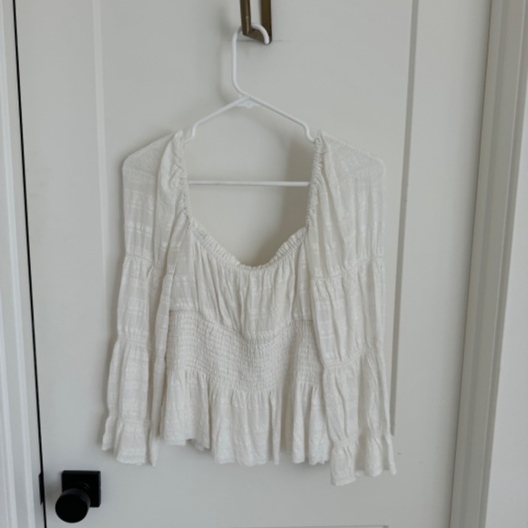 Aritzia Wilfred Fable Blouse - Picture 8 of 8